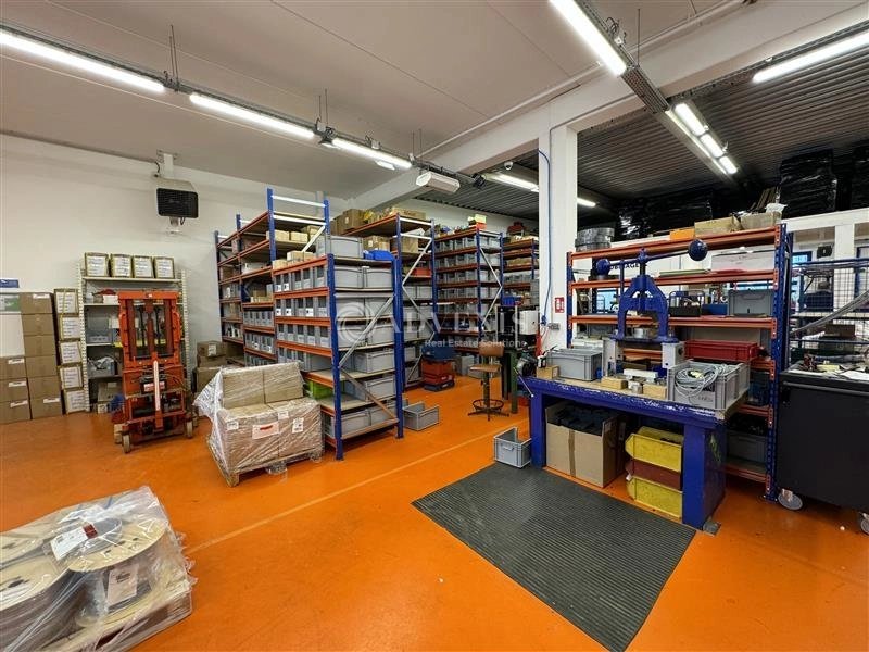 Maison à louer, 665m², Croissy-Beaubourg