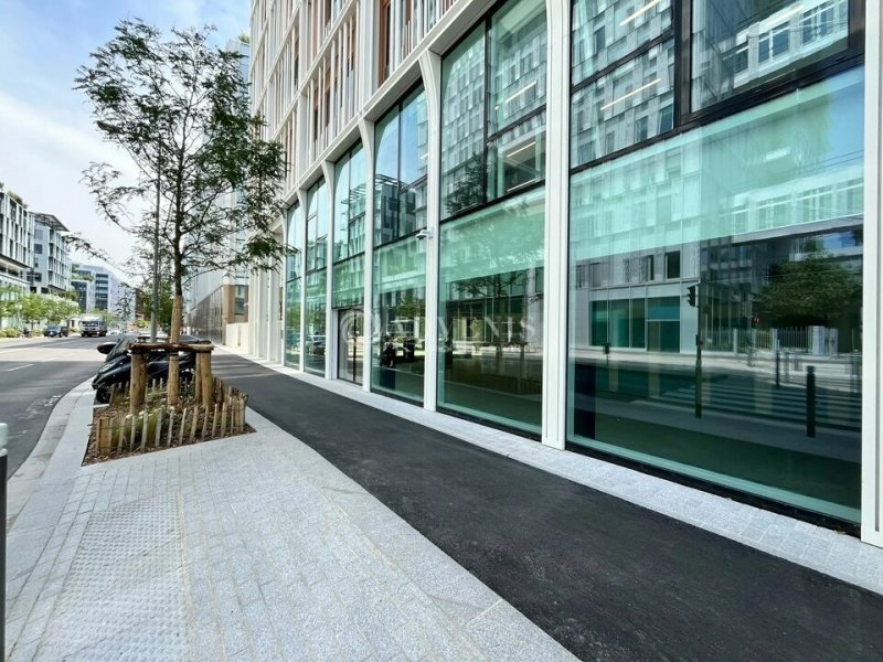 Maison à louer, 690m², Nanterre