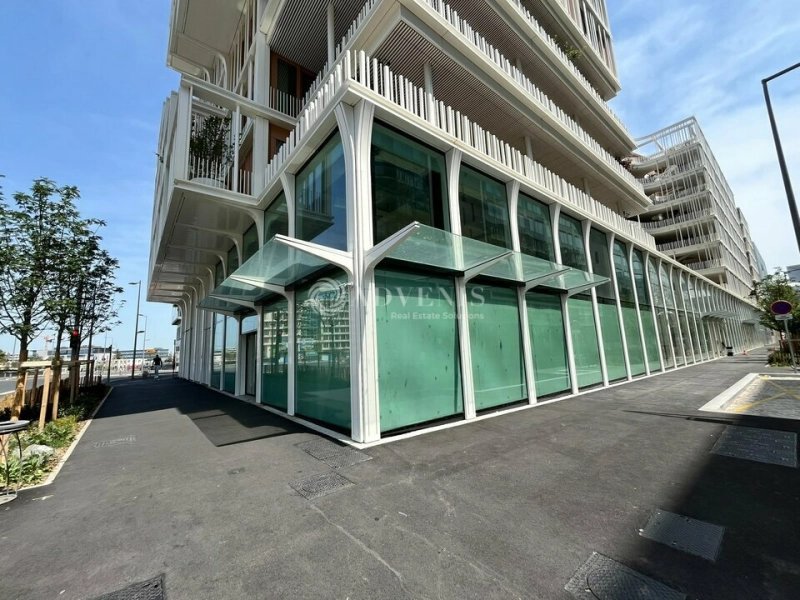 Maison à louer, 690m², Nanterre