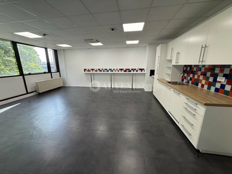Maison à louer, 1144m², Torcy