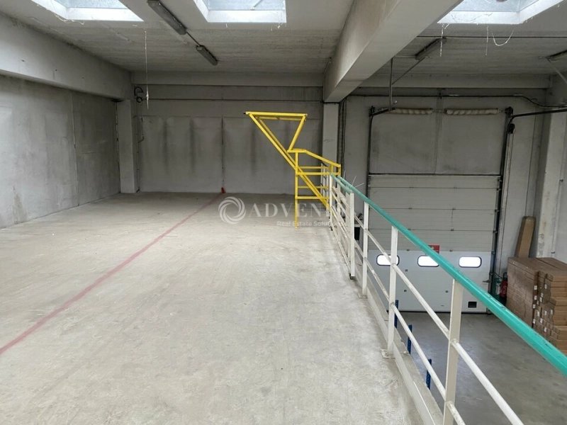 Maison à louer, 1300m², Vitry-sur-Seine
