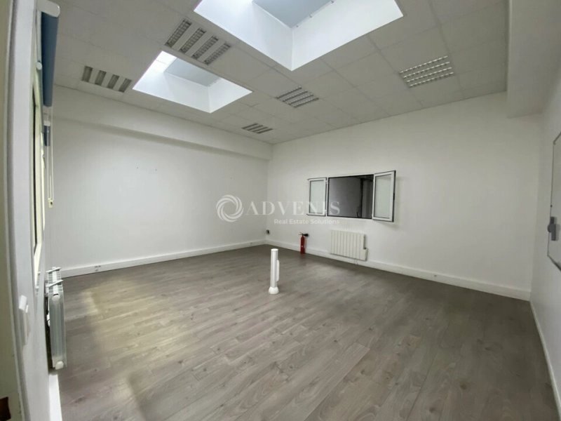 Maison à louer, 1300m², Vitry-sur-Seine
