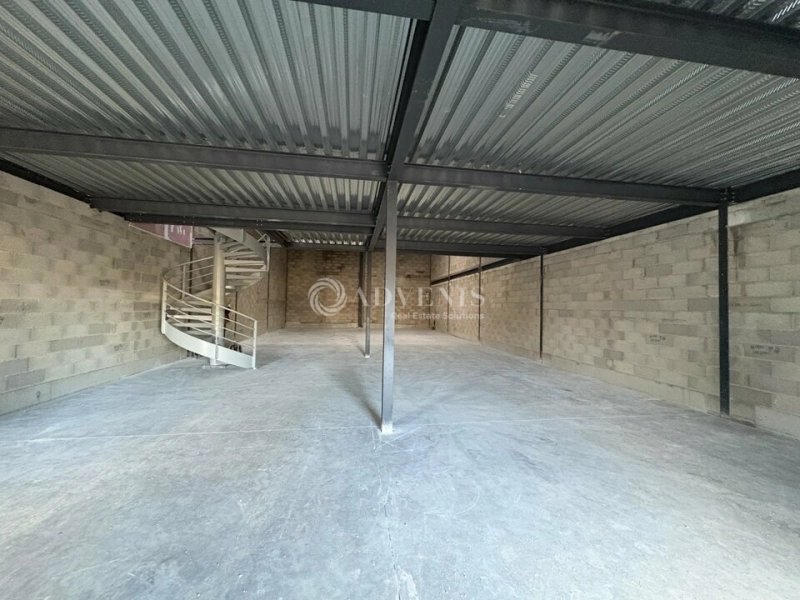 Maison à louer, 325m², Villeneuve-lès-Béziers
