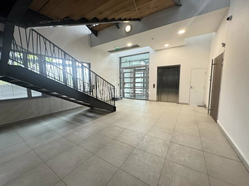 Maison à louer, 1804m², Roissy-en-France