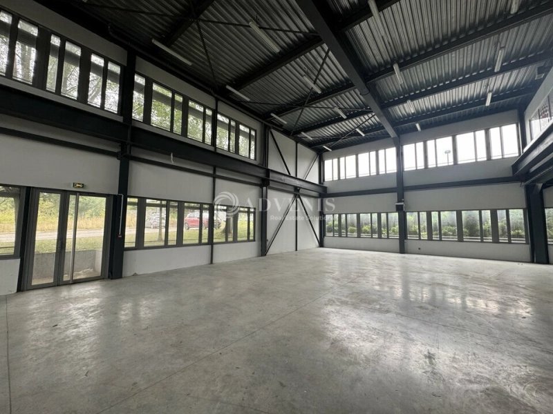 Maison à louer, 1804m², Roissy-en-France