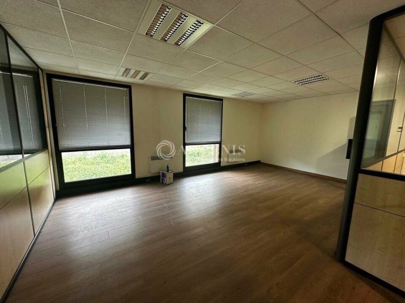 Maison à louer, 780m², Lezennes