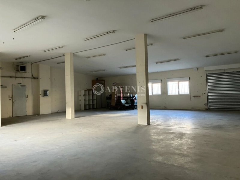 Maison à louer, 1008m², Foëcy