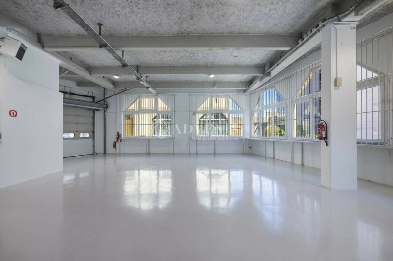 Maison à louer, 1139m², Aubervilliers