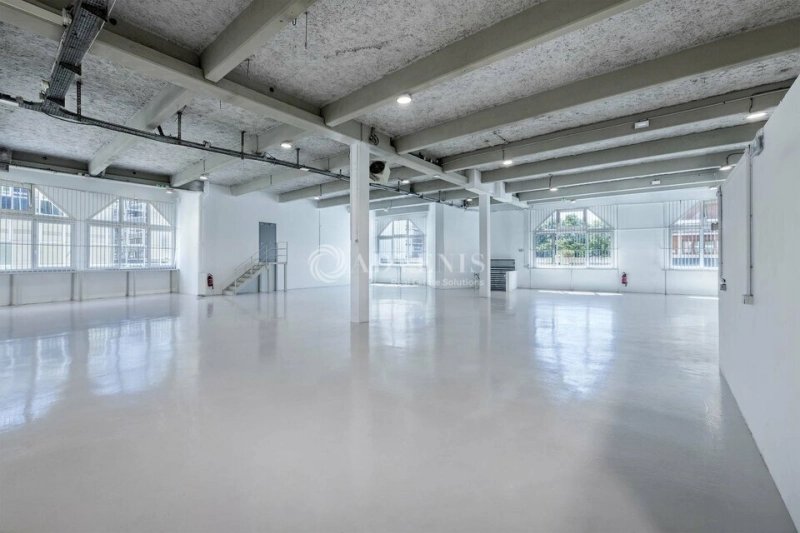 Maison à louer, 1139m², Aubervilliers