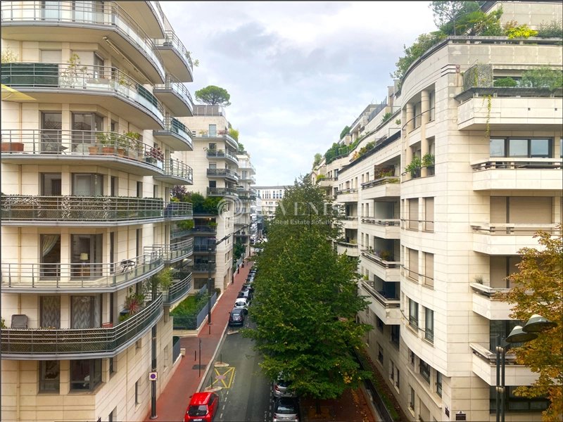 Maison à louer, 420m², Levallois-Perret