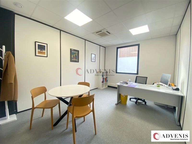Maison à louer, 390m², Mérignac