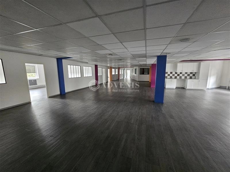 Maison à louer, 1308m², Montreuil