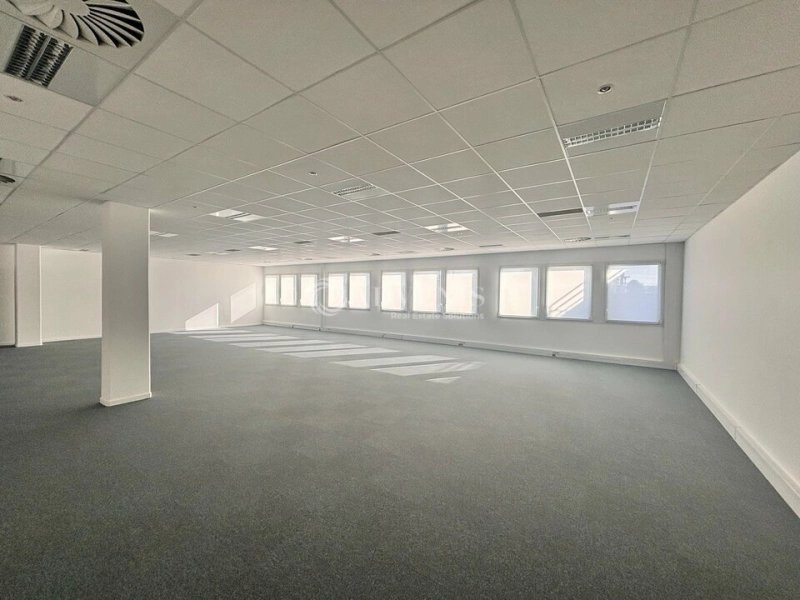 Maison à louer, 353m², Bondy