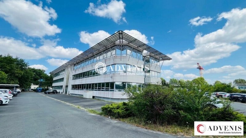 Maison à louer, 2278m², Pessac
