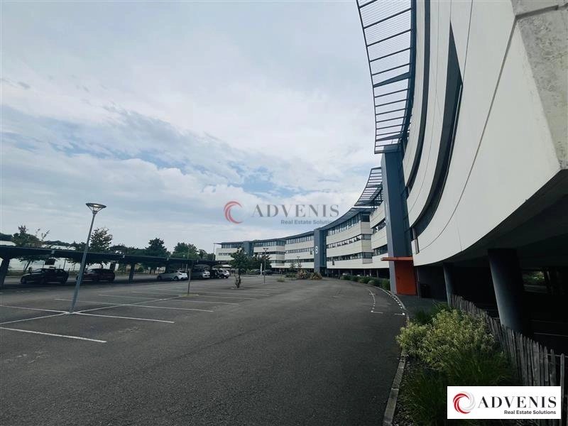 Maison à louer, 2269m², Mérignac