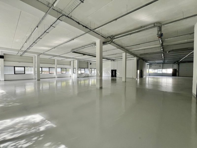 Maison à louer, 1668m², Cergy