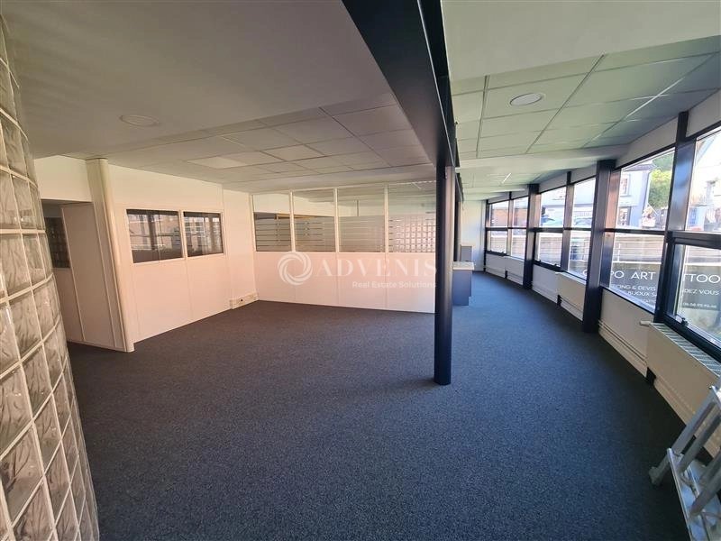 Maison à louer, 1136m², Saint-Julien-lès-Metz