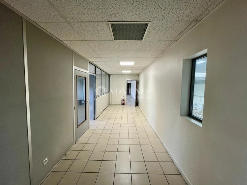 Maison à louer, 692m², Argenteuil