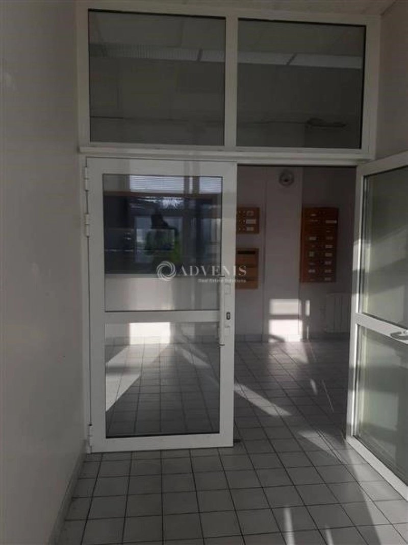 Maison à louer, 399m², Saint-Aignan-Grandlieu