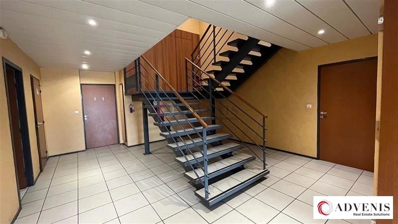 Maison à louer, 1400m², Mérignac