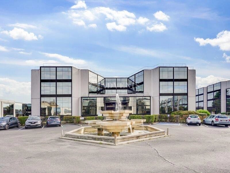 Maison à louer, 1238m², Argenteuil