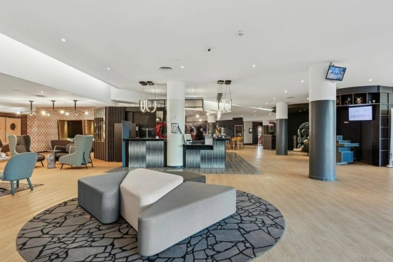 Maison à louer, 244m², Noisy-le-Grand
