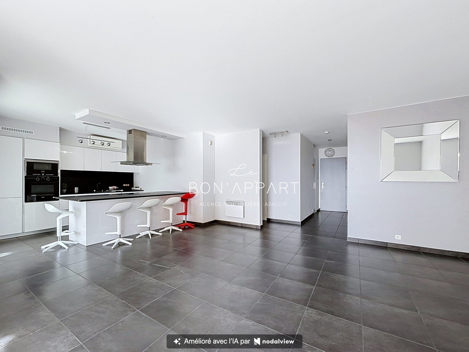 Appartement à louer, 88m², Ajaccio