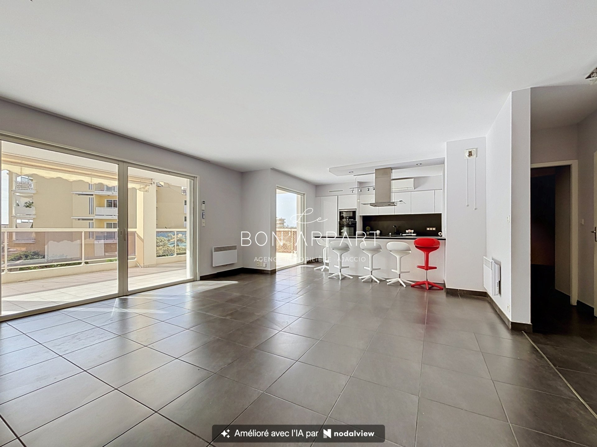 Appartement à louer, 88m², Ajaccio
