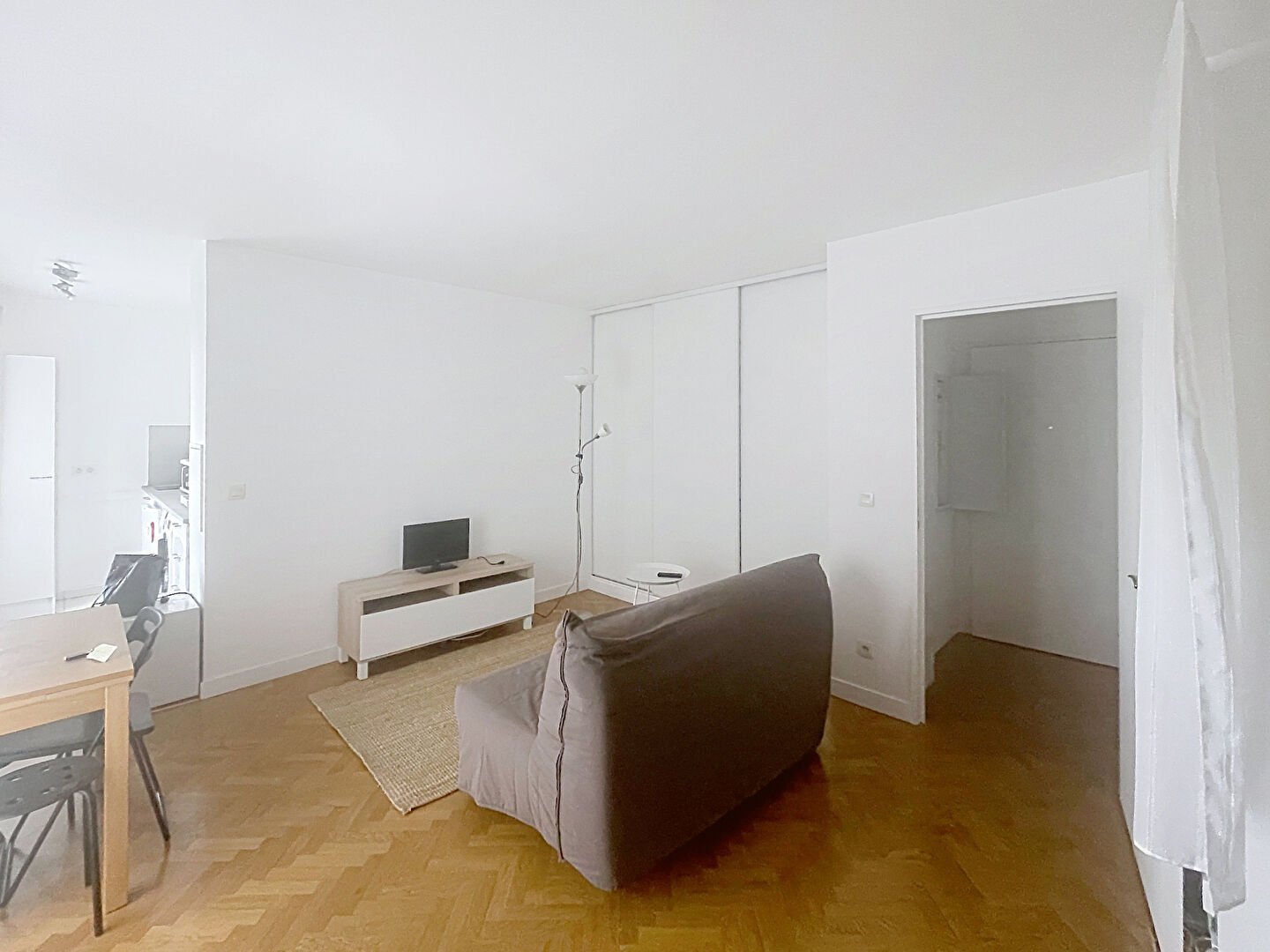 Appartement à louer, 34m², Courbevoie