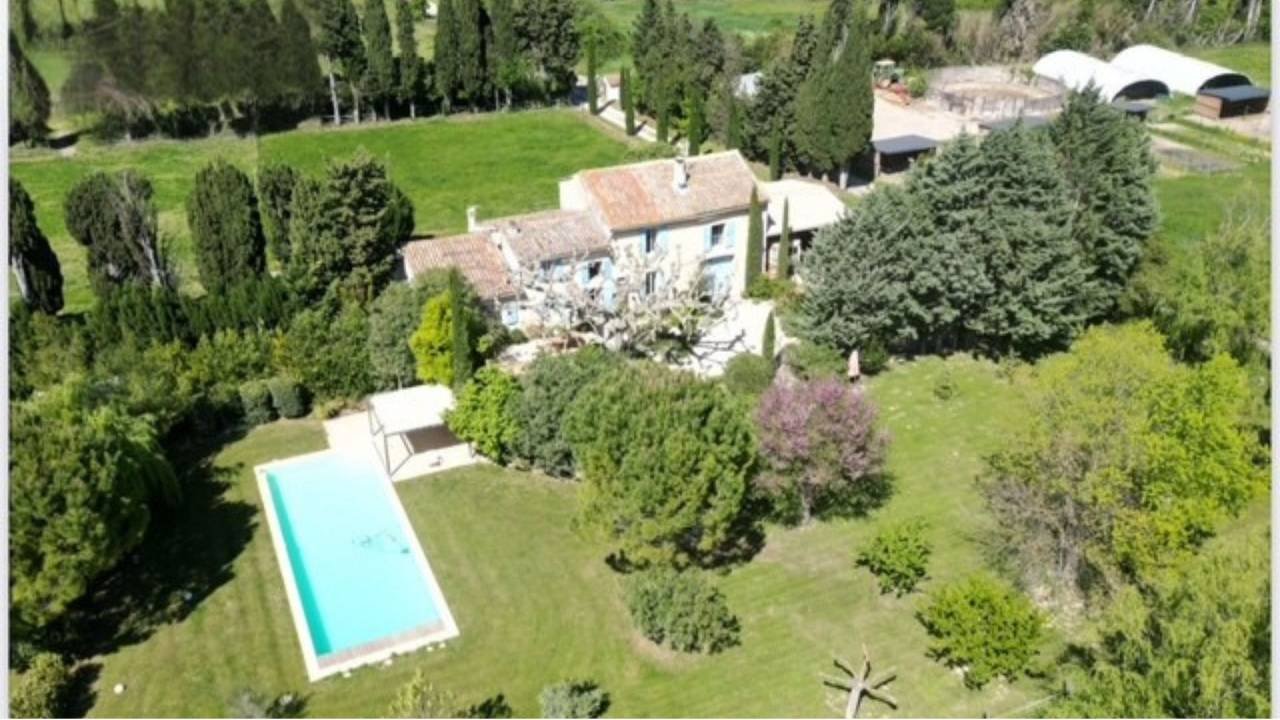Maison à vendre, 7m², Saint-Marc-Jaumegarde
