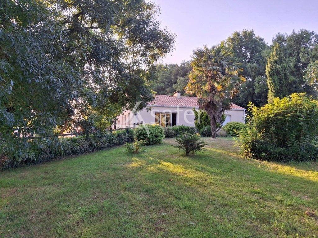 Maison à vendre, NaNm², Couëron