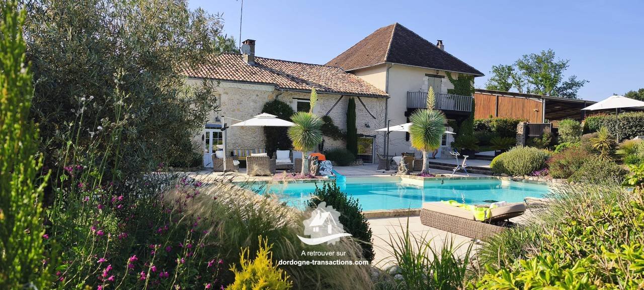 Maison à vendre, 220m², Montpon-Ménestérol