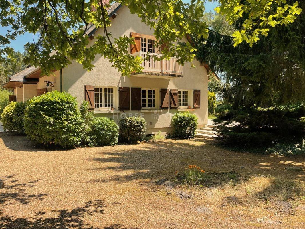 Maison à vendre, 303m², Baugé-en-Anjou