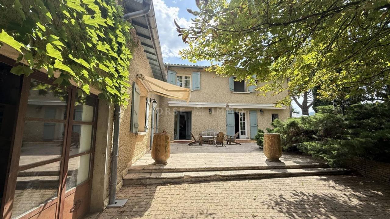 Maison à vendre, 300m², Mirmande
