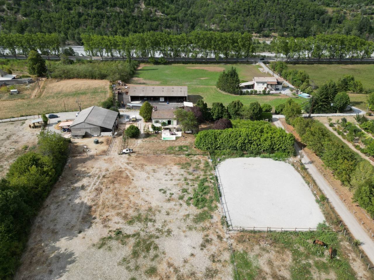 Maison à vendre, 120m², La Celle-sous-Gouzon