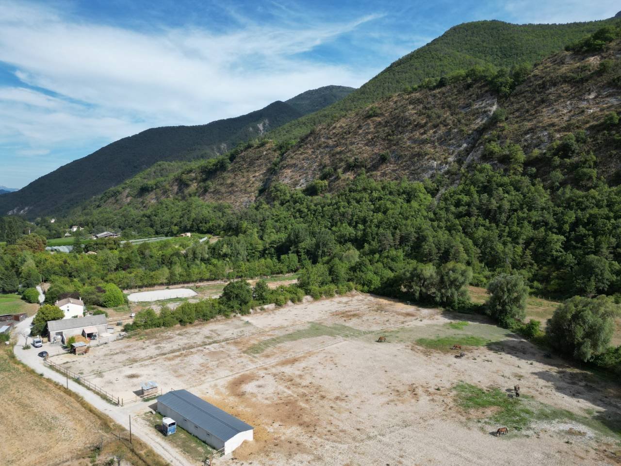 Maison à vendre, 120m², La Celle-sous-Gouzon