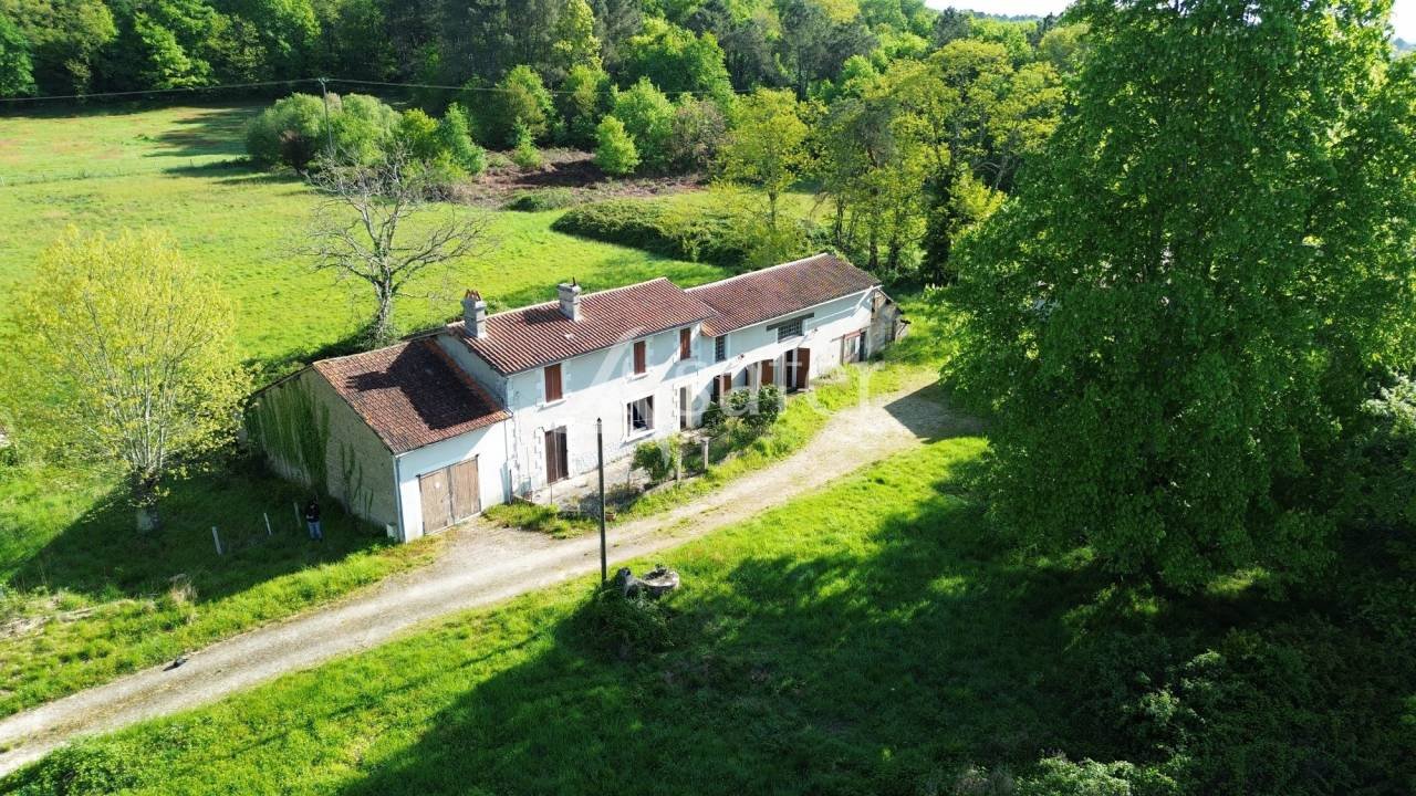 Maison à vendre, 260m², Montpon-Ménestérol