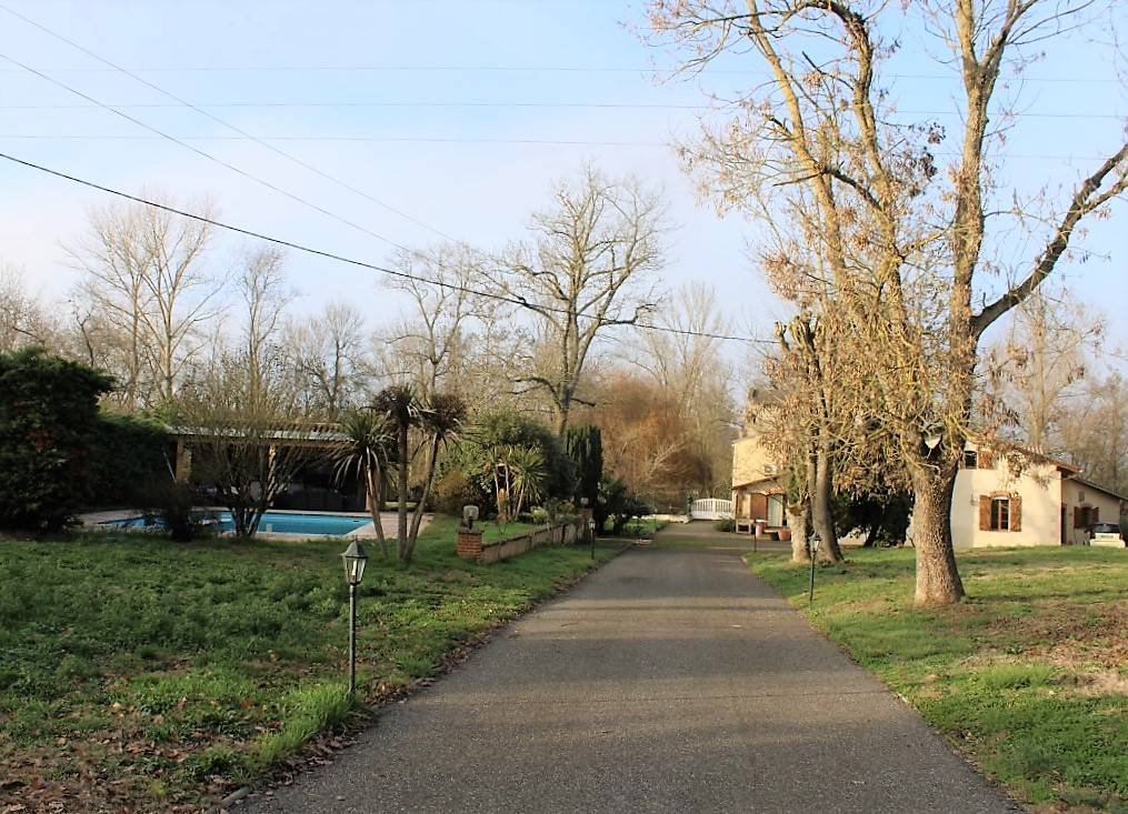 Maison à vendre, 450m², Beaumont-de-Lomagne