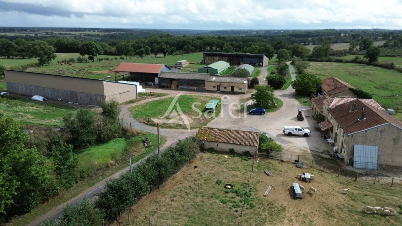 Maison à vendre, 123m², Montmorillon