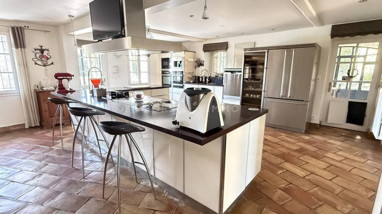 Maison à vendre, 550m², Arles