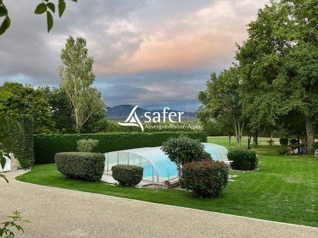Maison à vendre, 380m², Courpière