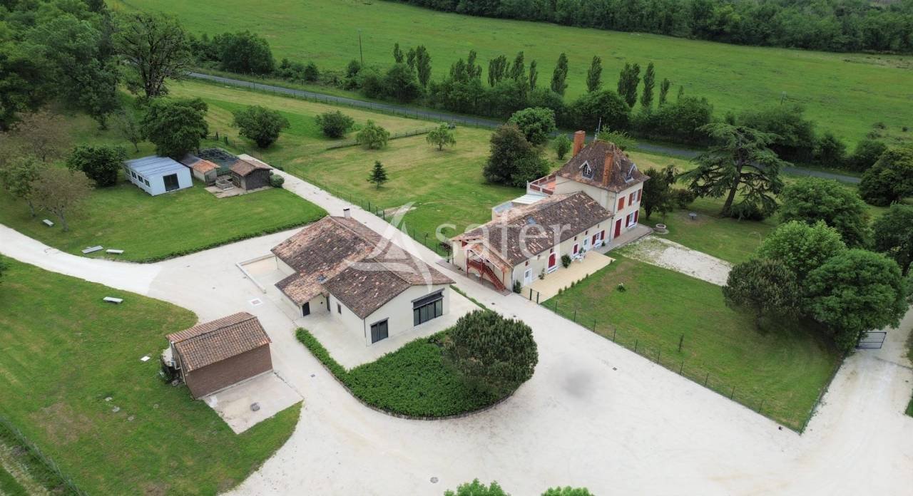 Maison à vendre, 490m², La Roche-Chalais