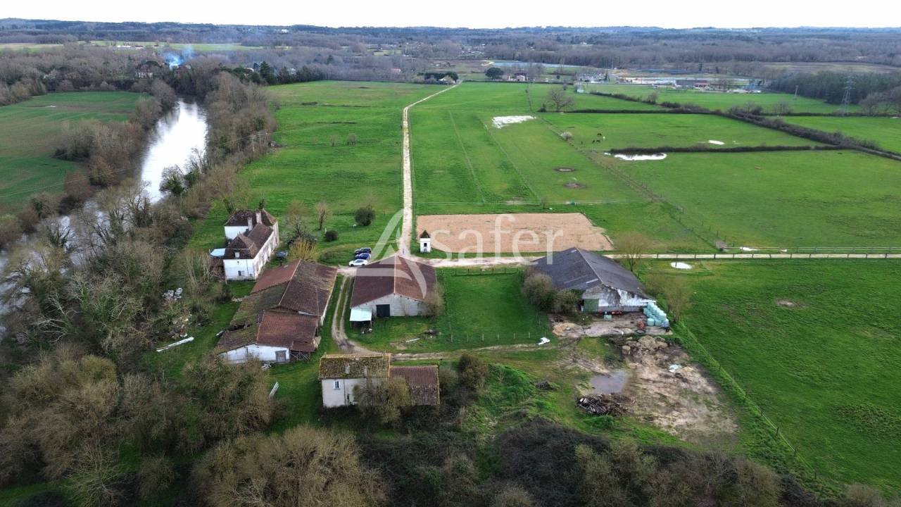 Maison à vendre, 496m², Montpon-Ménestérol