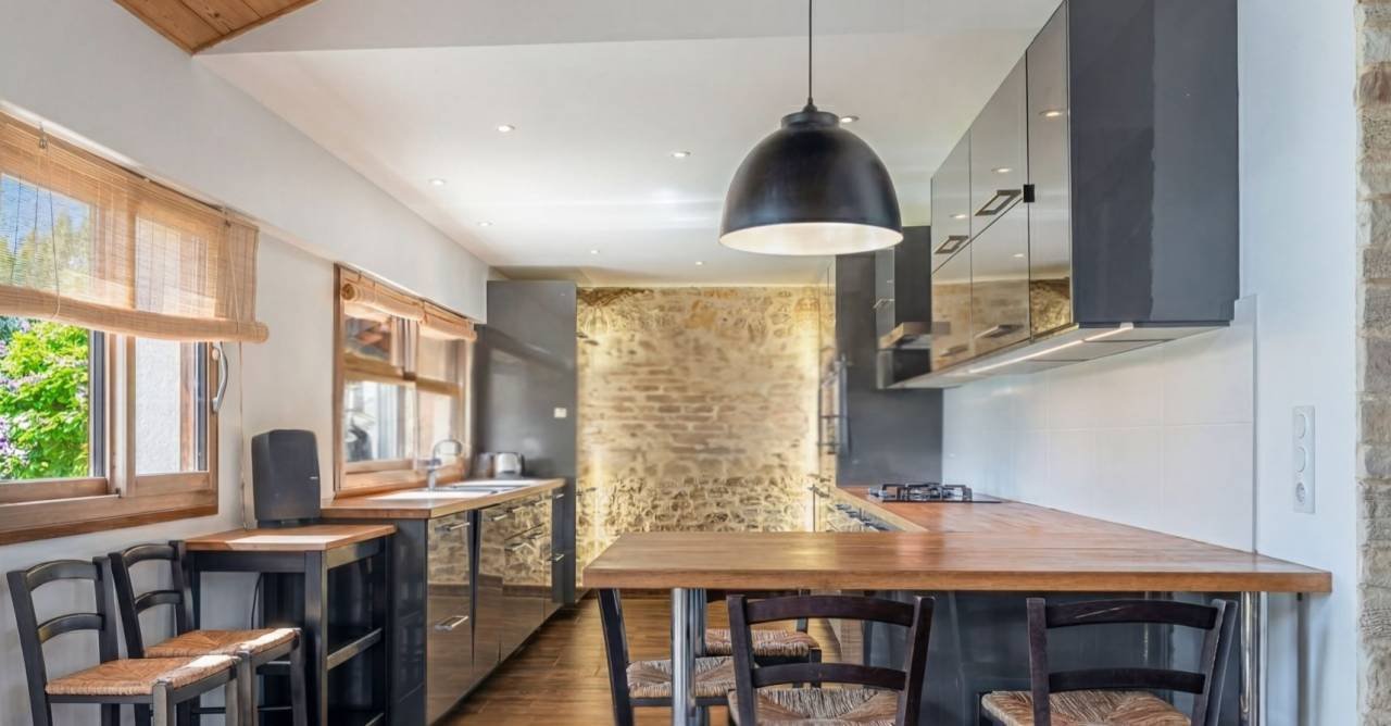 Maison à vendre, 378m², Marboz
