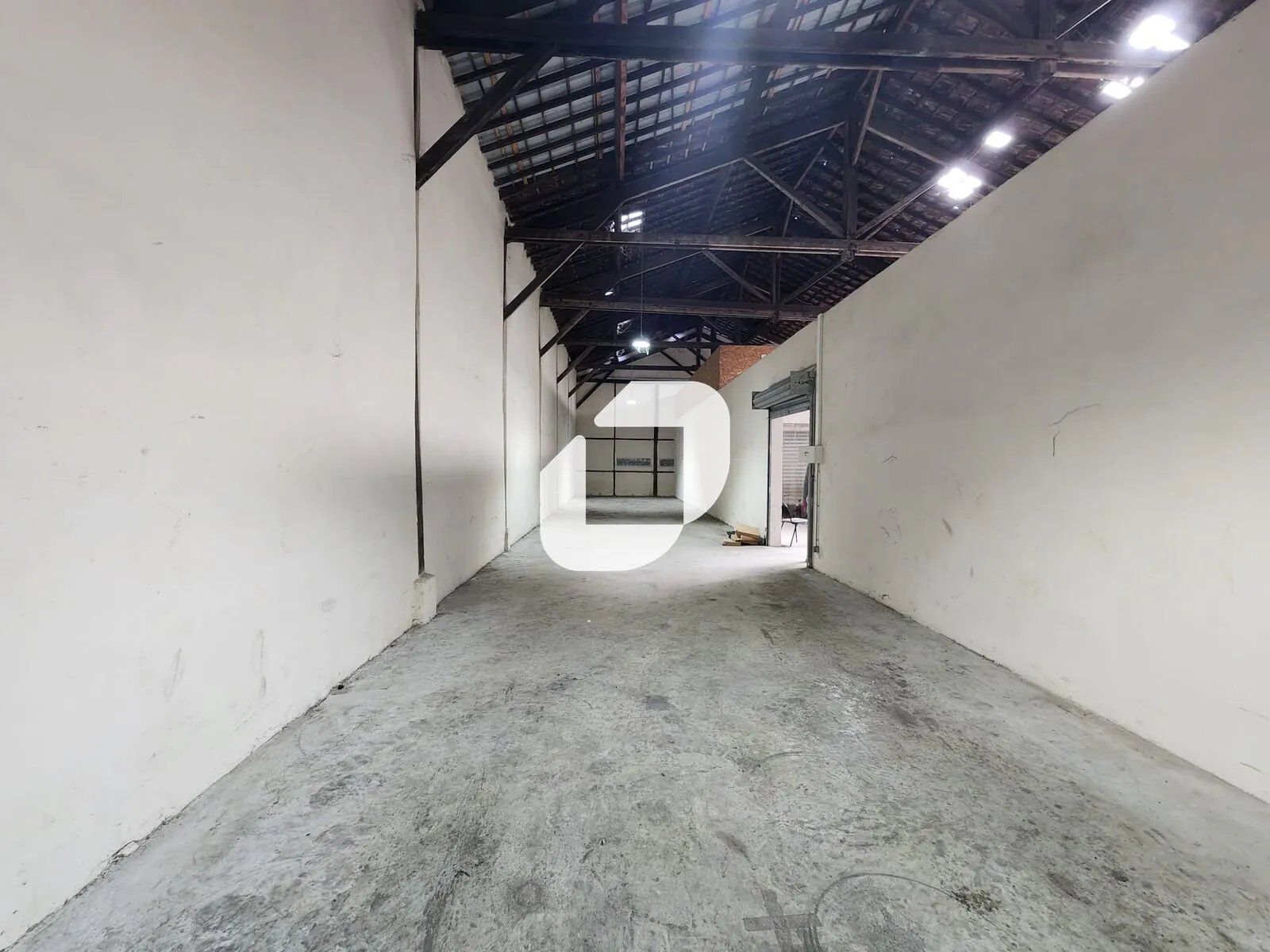 Maison à louer, 280m², Aubervilliers