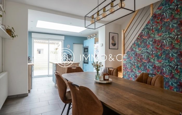 Maison à vendre, 1074m², La Chapelle-d'Armentières