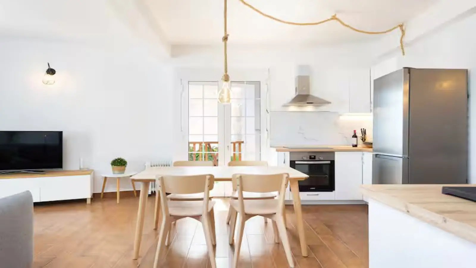 Appartement à louer, 1m², Saint-Alban-de-Roche