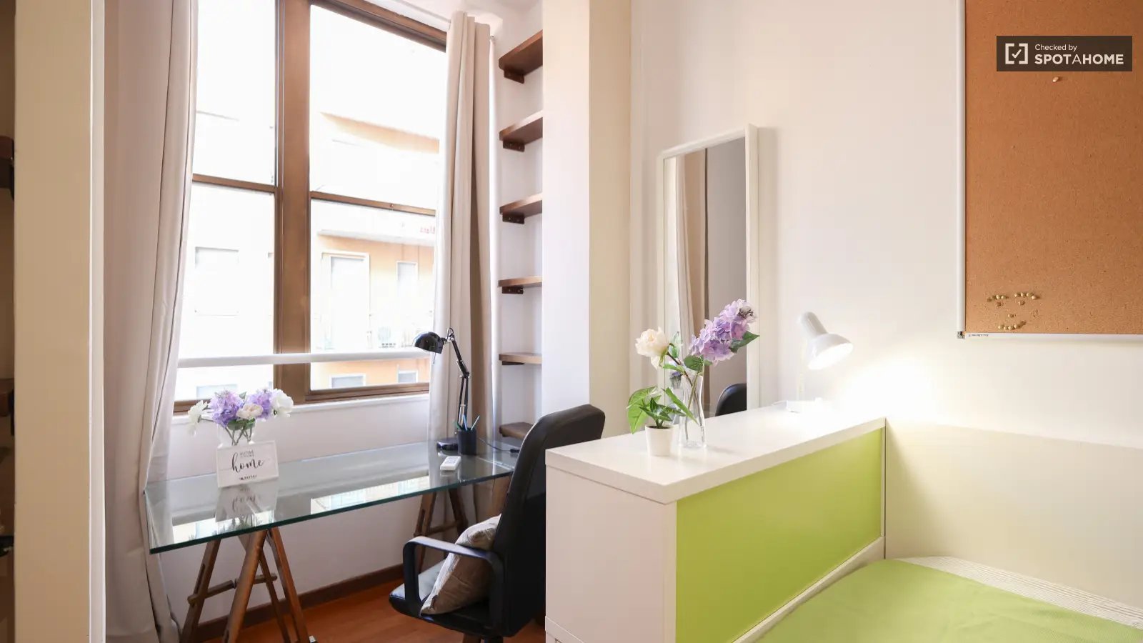 Appartement à louer, 1m², Carbuccia