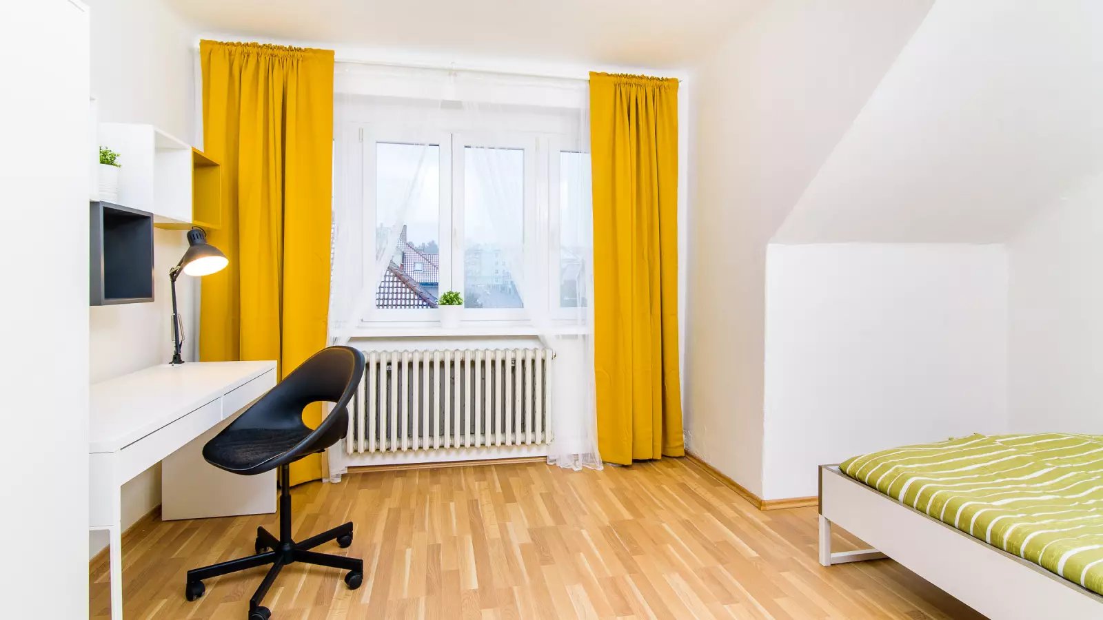 Maison à louer, NaNm², Caen
