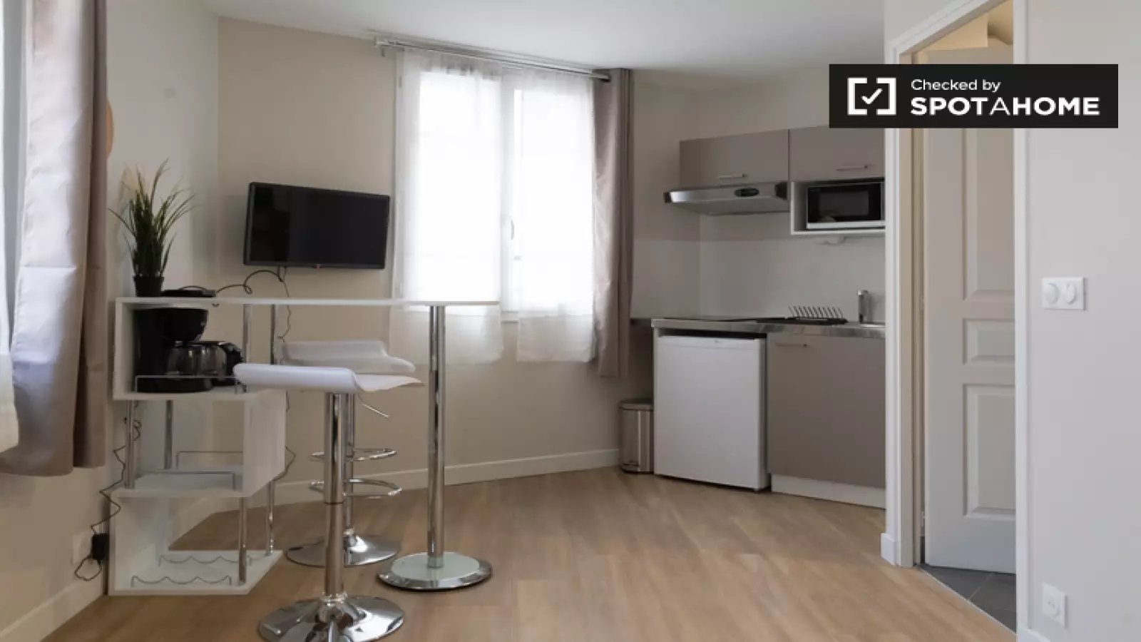 Appartement à louer, 20m², Paris 14ème